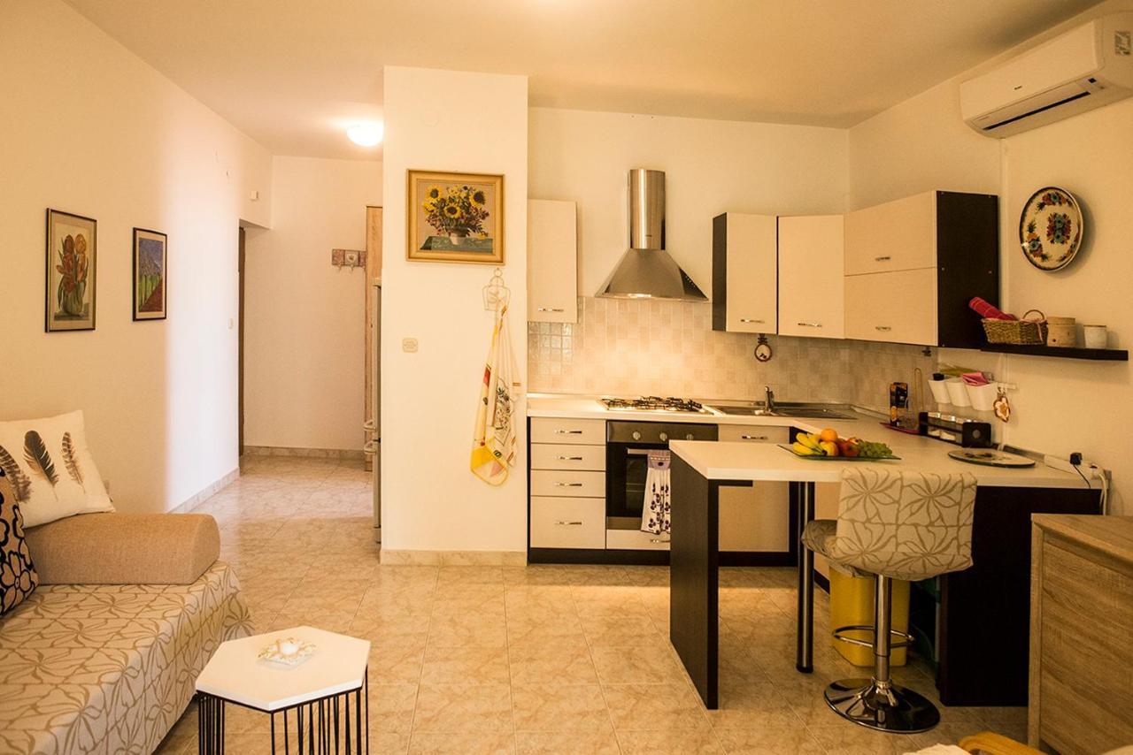 Apartment Lori 法扎纳 外观 照片