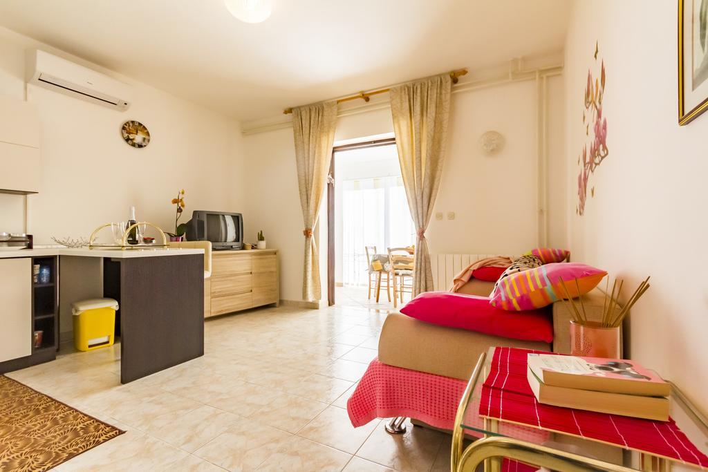 Apartment Lori 法扎纳 外观 照片