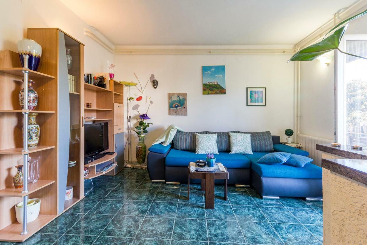 Apartment Lori 法扎纳 外观 照片